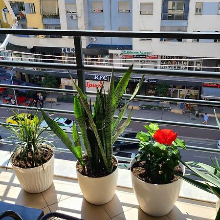 Marinela Apartment Тирана Экстерьер фото