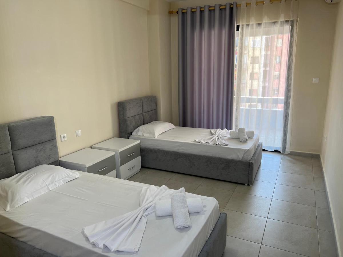 Marinela Apartment Тирана Экстерьер фото